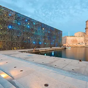 Magnifique Haut De Les Camoins Marseille